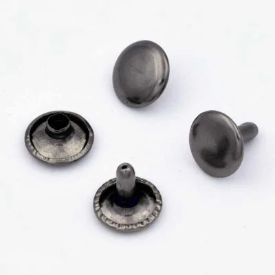 Obojstranný nit 10mm, čierny nikel, 10 párov